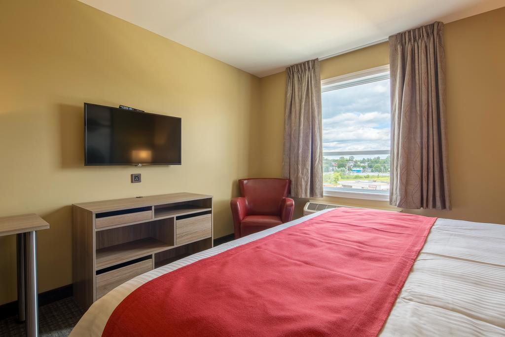 Super 8 By Wyndham Mont Laurier Hotel Kültér fotó