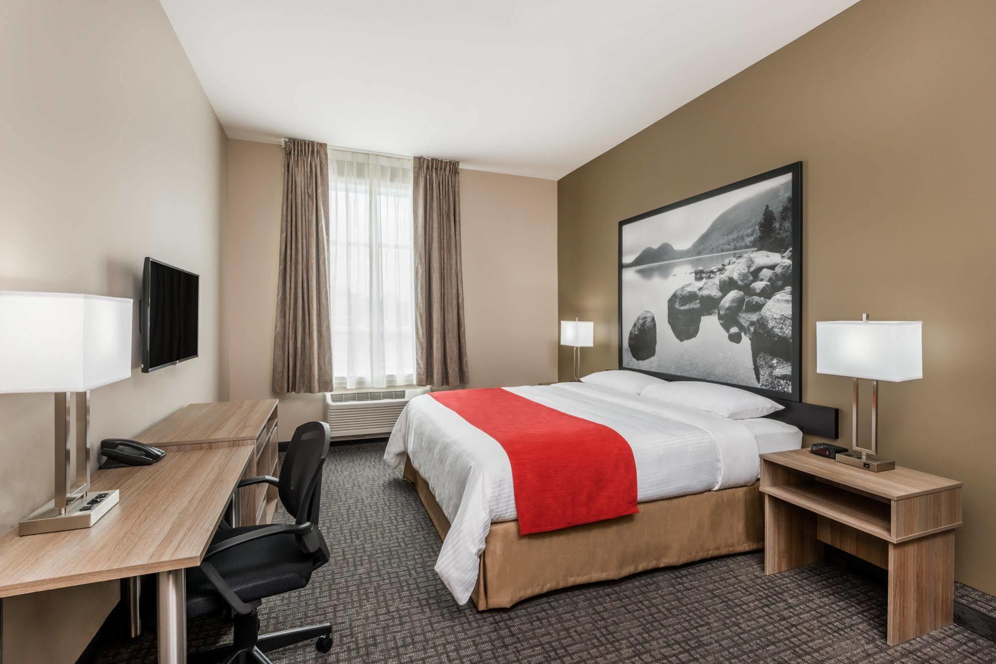 Super 8 By Wyndham Mont Laurier Hotel Kültér fotó